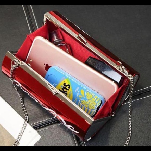 Selena, Crystal Cola inspired Clutch Shoulder Bag - Picture 5 of 7